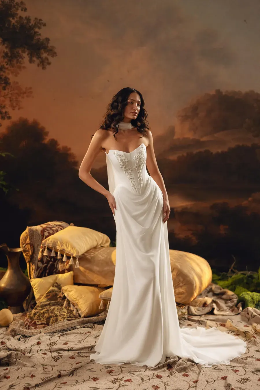 Brautkleid 11 aus unserer Kollektion bei Love Edit in Bamberg