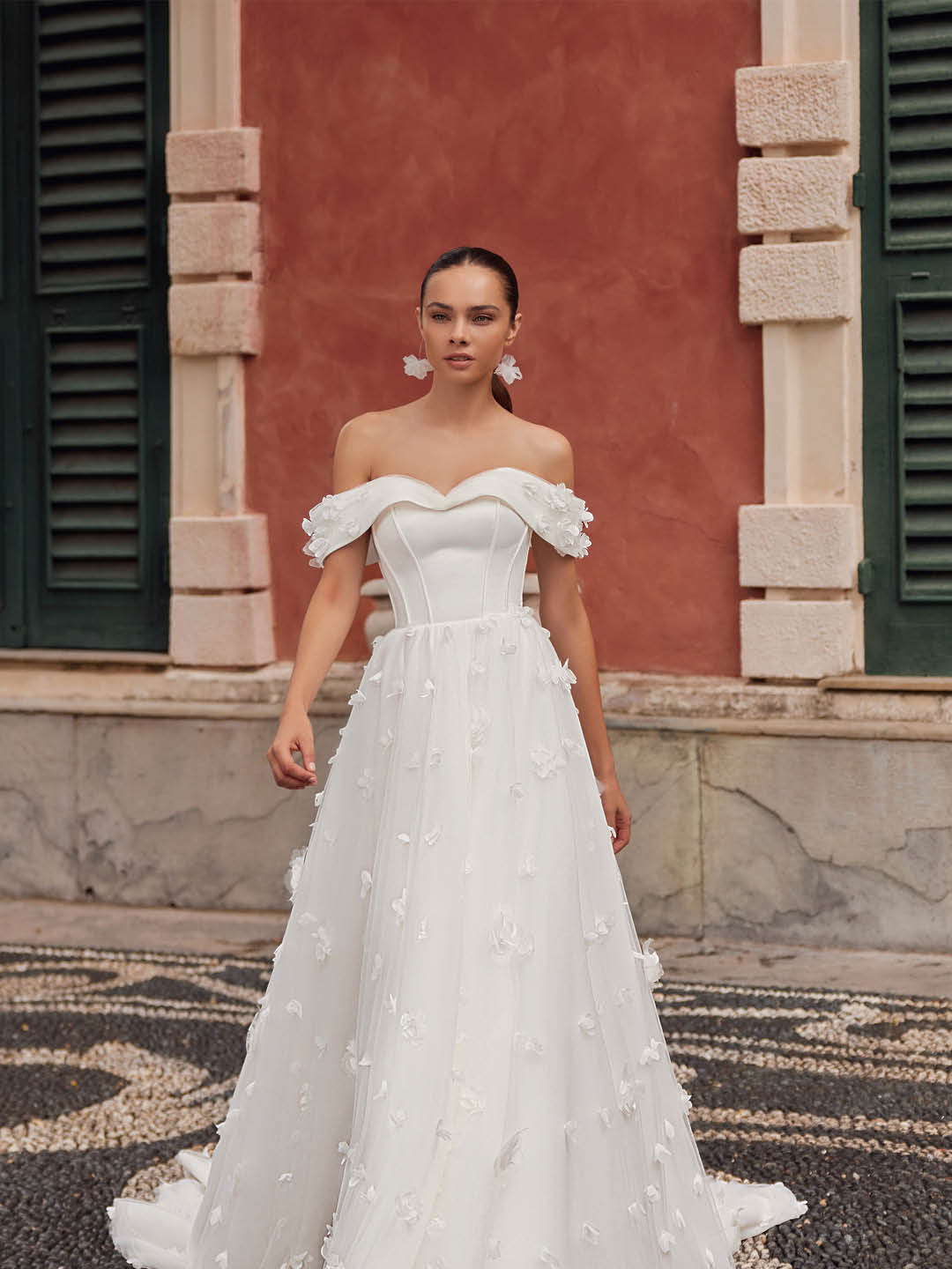 Brautkleider von Katy Corso im Love Edit Bridalstore Bamberg