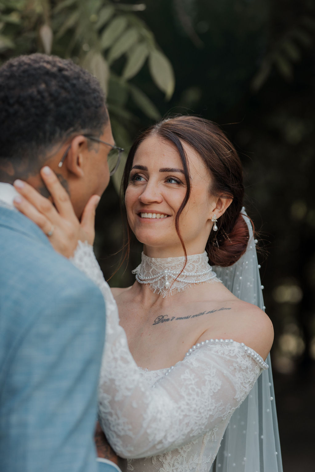 Glückliche Braut bei Love Edit Bamberg